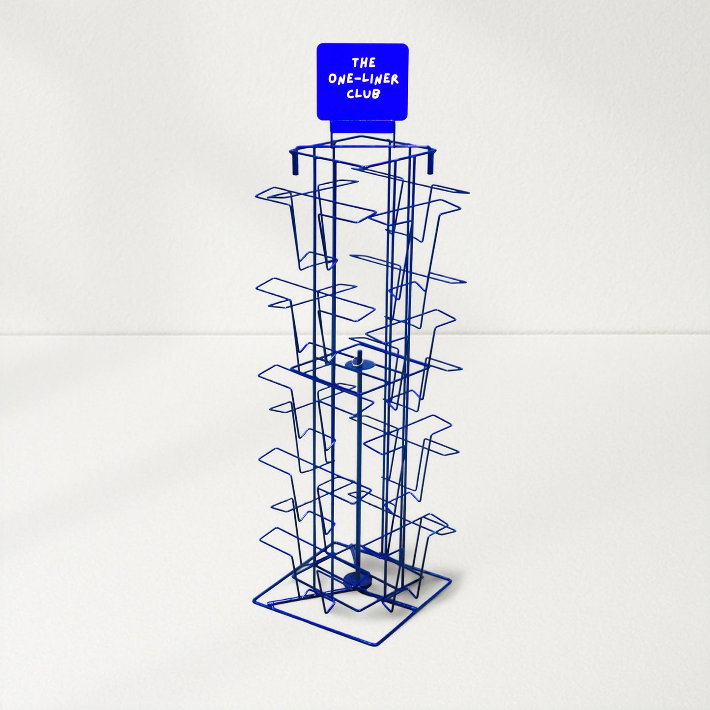 Metal tabletop display for A5 cards